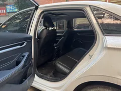 2022 Geely Emgrand 4th Gen 1.5L CVT Luxury, белый — фото 7