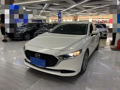 2022 Mazda Mazda3 2.0L AT, белый — фото 1