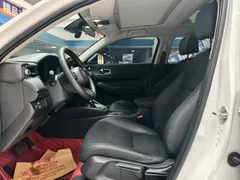 2023 Honda Vezel 1.5L CVT Tech, белый — фото 7