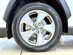 2022 Toyota RAV4 2.0L CVT 2WD Fashion, белый — фото 24