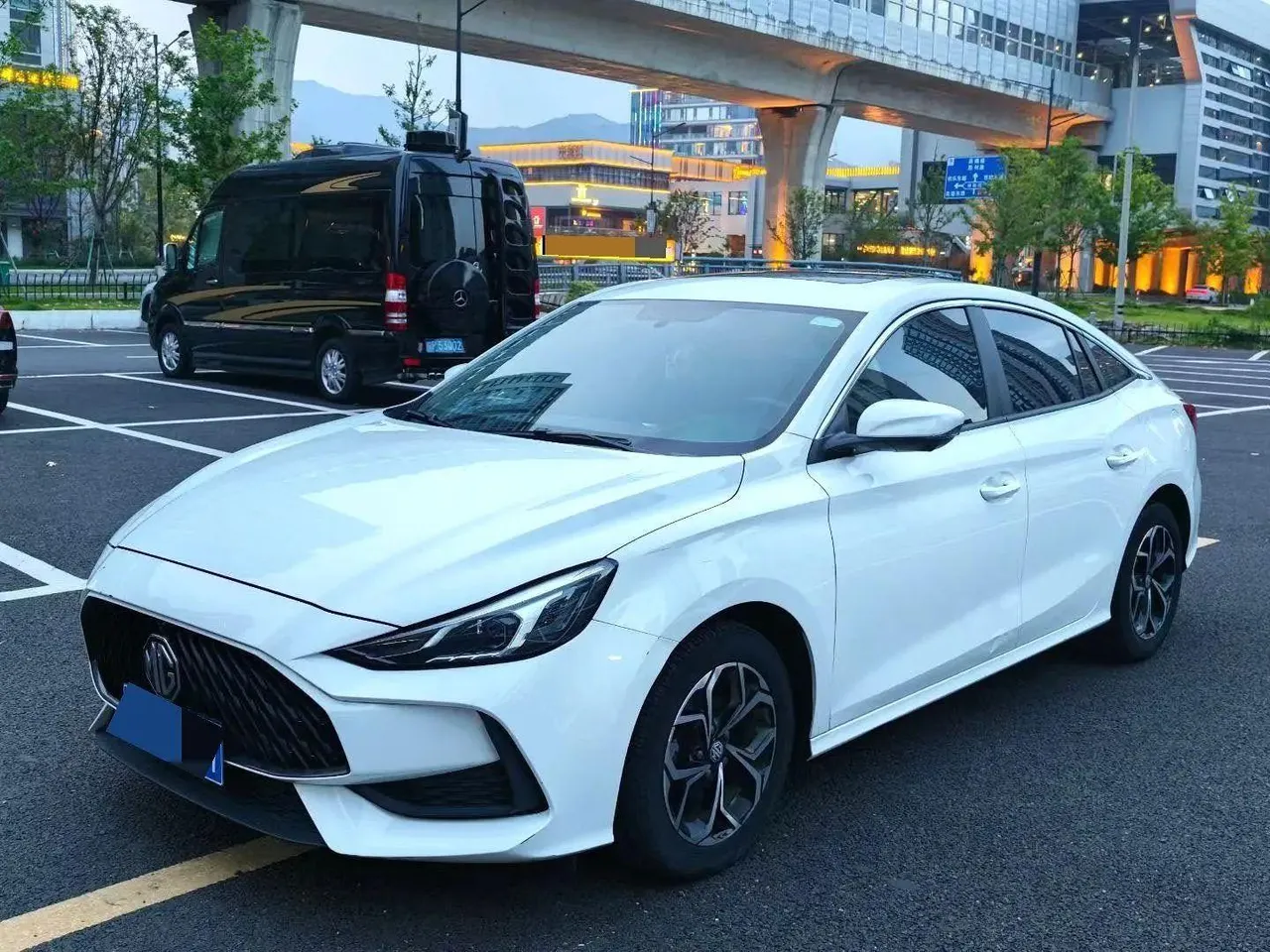 2021 MG MG5 180DVVT CVT Youth Luxury
