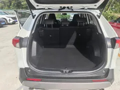 2022 Toyota RAV4 2.0L CVT 2WD Fashion, белый — фото 9