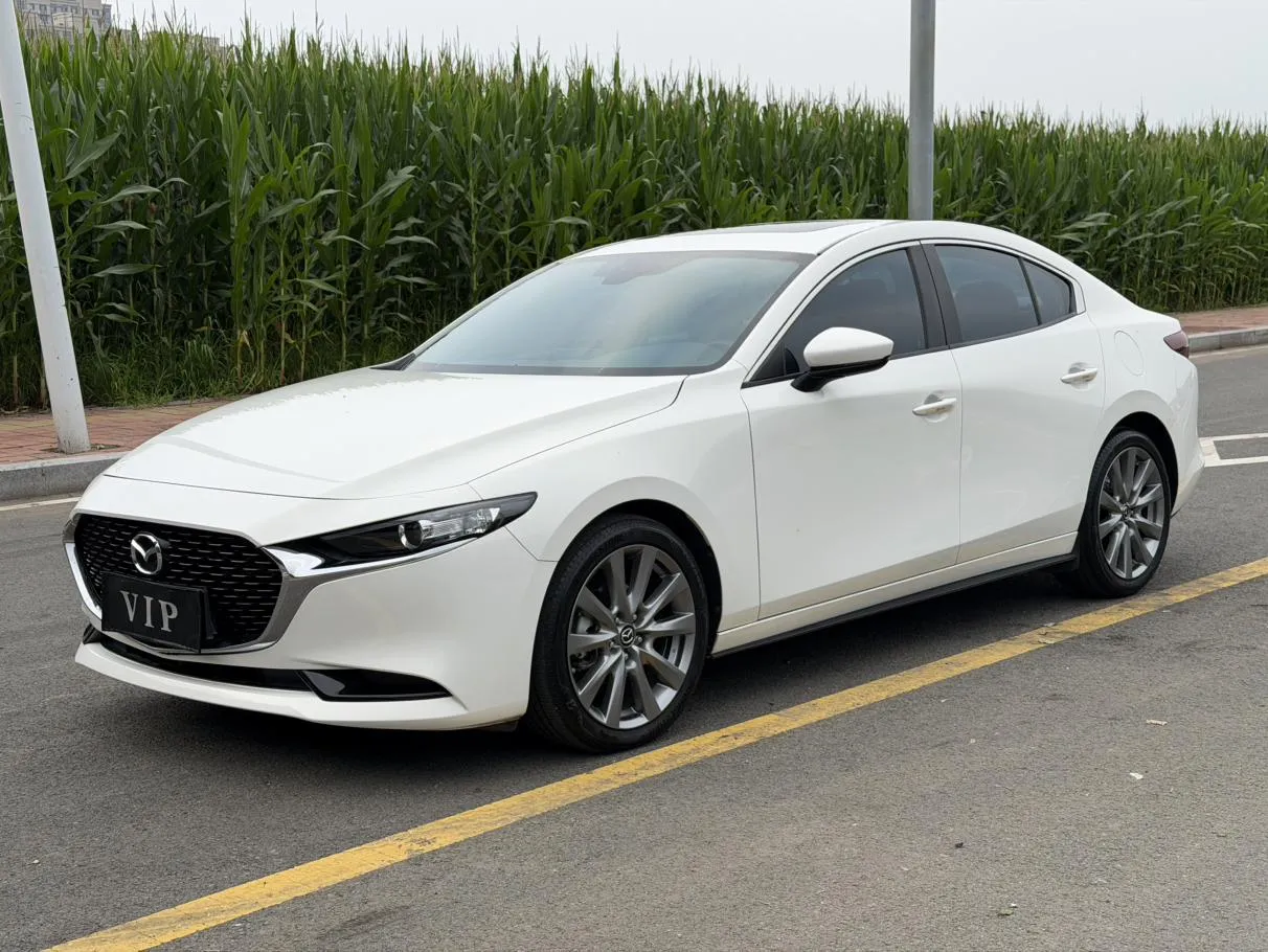 2023 Mazda Mazda3 2.0L AT
