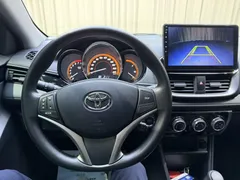 2022 Toyota Yaris L Zhixuan X 1.5L CVT Luxury Plus, красный — фото 14