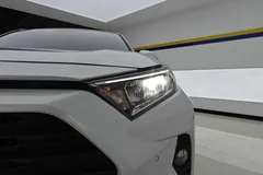 2022 Toyota RAV4 2.0L CVT 2WD Fashion Plus, белый — фото 2