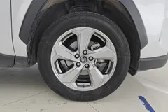 2022 Toyota RAV4 2.0L CVT 2WD Fashion Plus, белый — фото 5