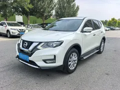 2022 Nissan X-Trail 2.0L 2WD Premium, белый — фото 1