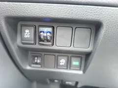 2022 Nissan X-Trail 2.0L 2WD Premium, белый — фото 9
