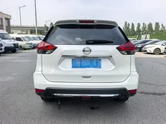 2022 Nissan X-Trail 2.0L 2WD Premium, белый — фото 11