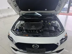 2021 Mazda Mazda3 2.0L AT, белый — фото 20