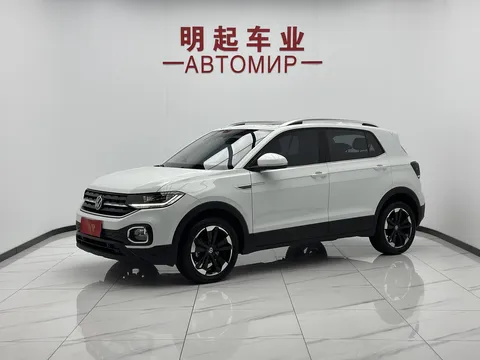 2021 Volkswagen Tacqua 1.5L AT
