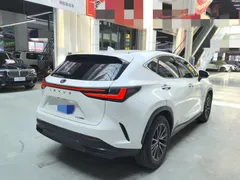 2022 Lexus NX 260 2WD, белый — фото 5