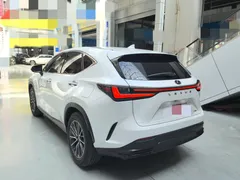 2022 Lexus NX 260 2WD, белый — фото 7