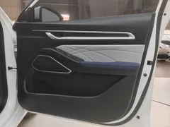 2022 Geely Emgrand 4th Gen 1.5L CVT Flagship, белый — фото 20