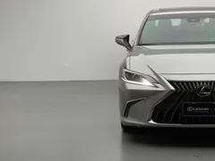 2021 Lexus ES 200 Excellence — фото 12