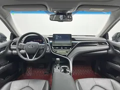 2022 Toyota Camry 2.5G Luxury, чёрный — фото 8
