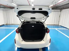 2021 Honda Fit 1.5L CVT, белый — фото 15