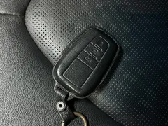 2022 Toyota Camry 2.0G Luxury, чёрный — фото 18
