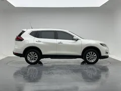 2022 Nissan X-Trail 2.0L 2WD Premium, белый — фото 8
