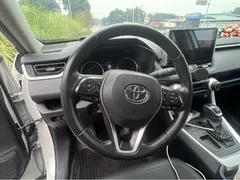 2022 Toyota Wildlander 2.0L 2WD Luxury Plus, белый — фото 7