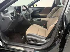2021 Lexus ES 200 Excellence, чёрный — фото 11