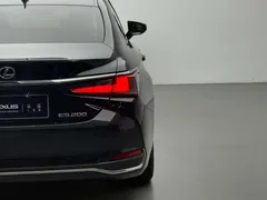 2021 Lexus ES 200 Excellence, чёрный — фото 16