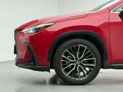 2022 Lexus NX 260 2WD, красный — фото 14