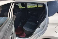 2022 Toyota Vios FS 1.5L CVT 20th Anniversary, белый — фото 13