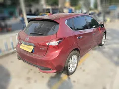 2021 Nissan Tiida 1.6L CVT, красный — фото 2