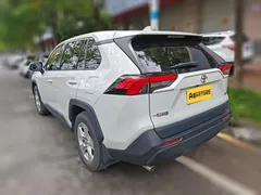 2023 Toyota RAV4 2.0L CVT 2WD, белый — фото 3