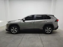 2022 Toyota RAV4 2.0L CVT 2WD Fashion — фото 4