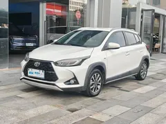 2022 Toyota Yaris L Zhixuan X 1.5L CVT Luxury Plus, белый — фото 1