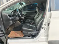 2022 Toyota Yaris L Zhixuan X 1.5L CVT Luxury Plus, белый — фото 6
