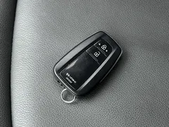2022 Toyota RAV4 2.0L CVT 2WD Fashion, чёрный — фото 18