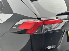 2022 Toyota RAV4 2.0L CVT 2WD Fashion, чёрный — фото 20