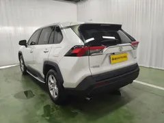 2023 Toyota RAV4 2.0L CVT 2WD, белый — фото 5