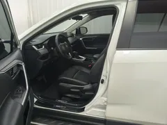 2023 Toyota RAV4 2.0L CVT 2WD, белый — фото 12