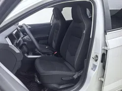 2023 Volkswagen Polo Plus 1.5L AT, белый — фото 16