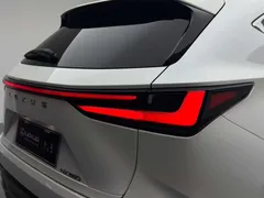 2022 Lexus NX 260 2WD, белый — фото 12