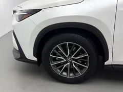 2022 Lexus NX 260 2WD, белый — фото 14