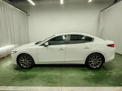 2022 Mazda Mazda3 2.0L AT, белый — фото 3
