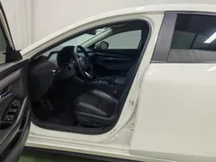 2022 Mazda Mazda3 2.0L AT, белый — фото 11