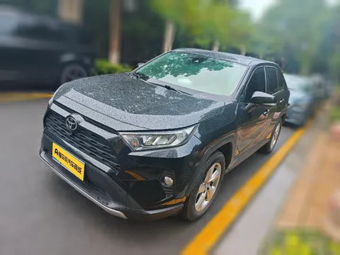 2022 Toyota RAV4 2.0L CVT 2WD Fashion