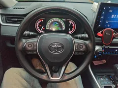 2022 Toyota RAV4 2.0L CVT 2WD Fashion, чёрный — фото 6