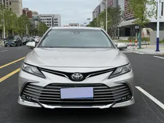 2023 Toyota Camry 2.0G Luxury — фото 2