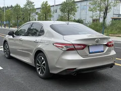 2023 Toyota Camry 2.0G Luxury — фото 7