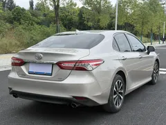 2023 Toyota Camry 2.0G Luxury — фото 9