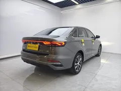 2023 Geely Emgrand 4th Gen 1.5L CVT Premium Champion — фото 6