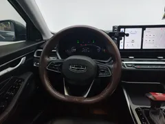 2023 Geely Emgrand 4th Gen 1.5L CVT Premium Champion — фото 10