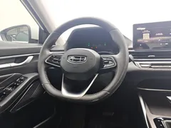 2022 Geely Emgrand 4th Gen 1.5L CVT Premium, белый — фото 11